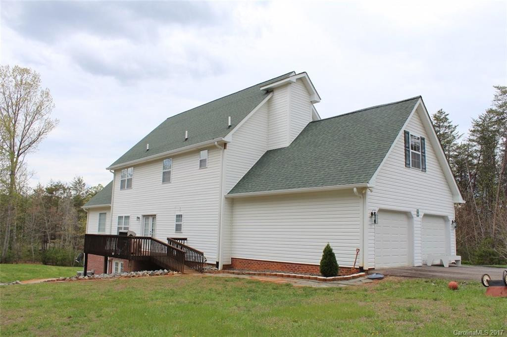 136 Scherer Drive - Photo 4