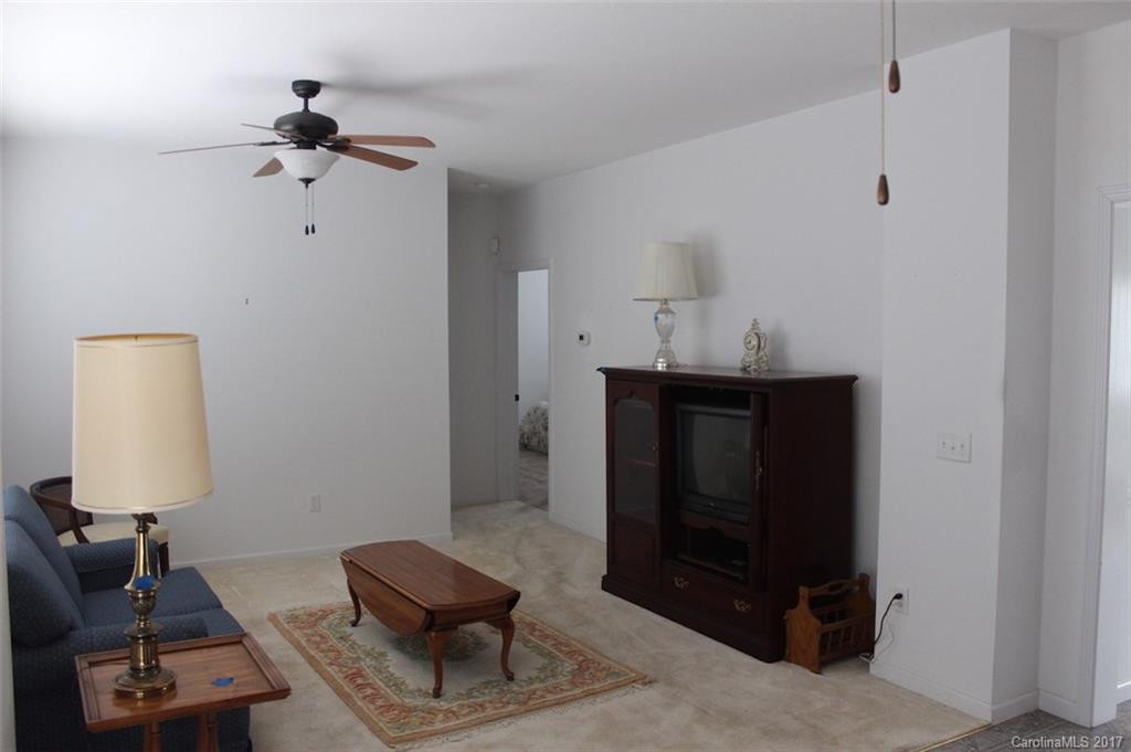 136 Scherer Drive - Photo 7