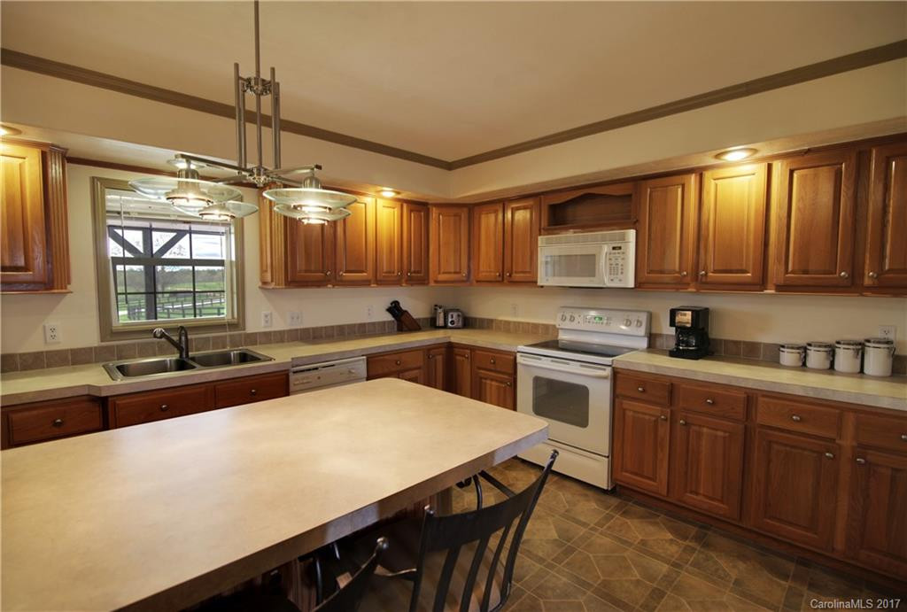 241 McMurray Road #N/A - Photo 10