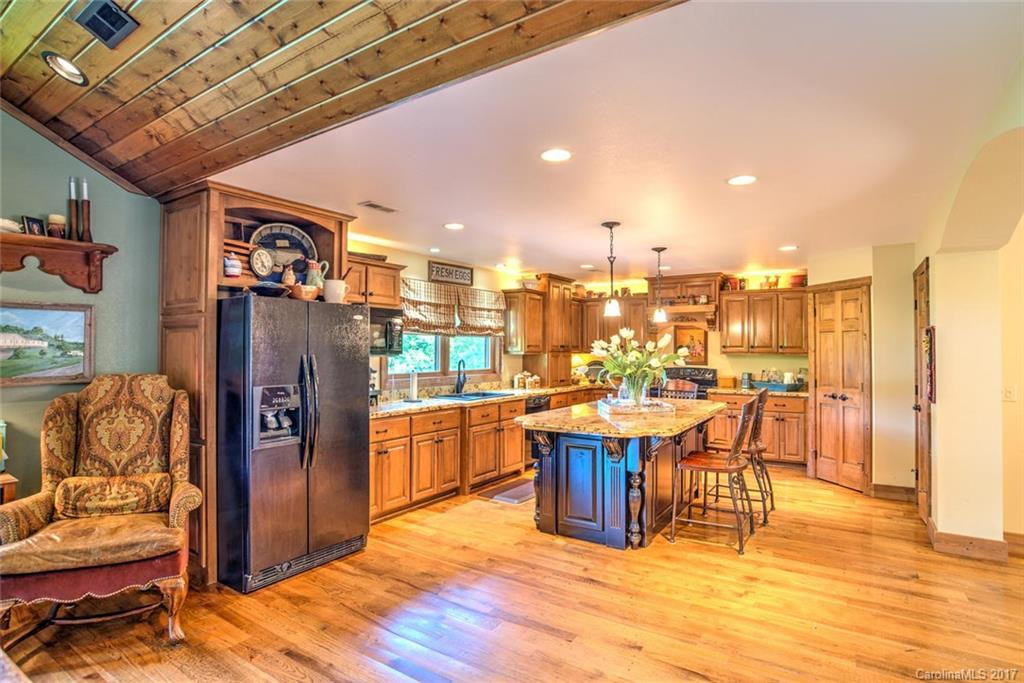 416 Wildflower Lane - Photo 8