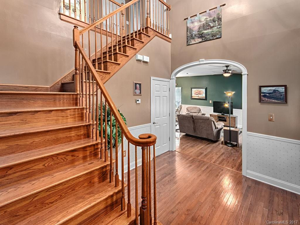 467 Ramble Lane - Photo 2