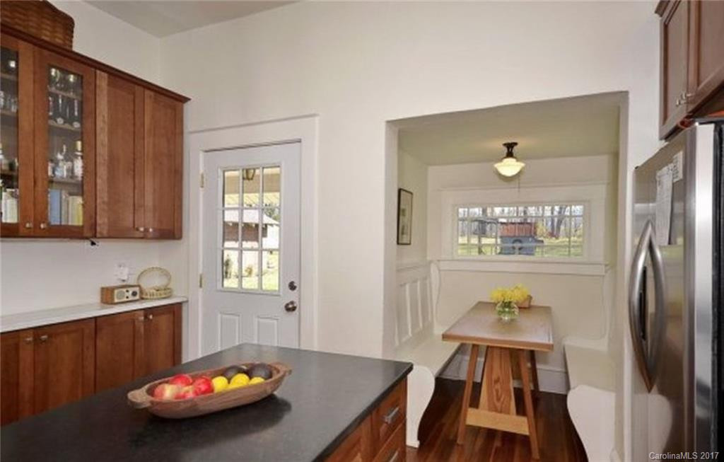 21 Pennsylvania Avenue - Photo 3