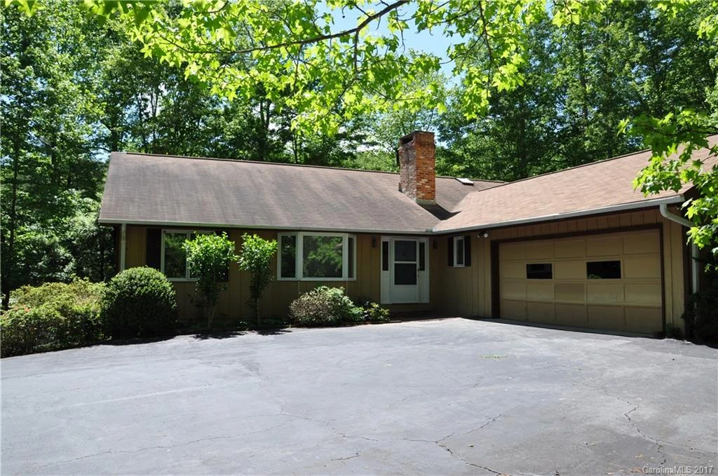 10 Duck Pond Lane