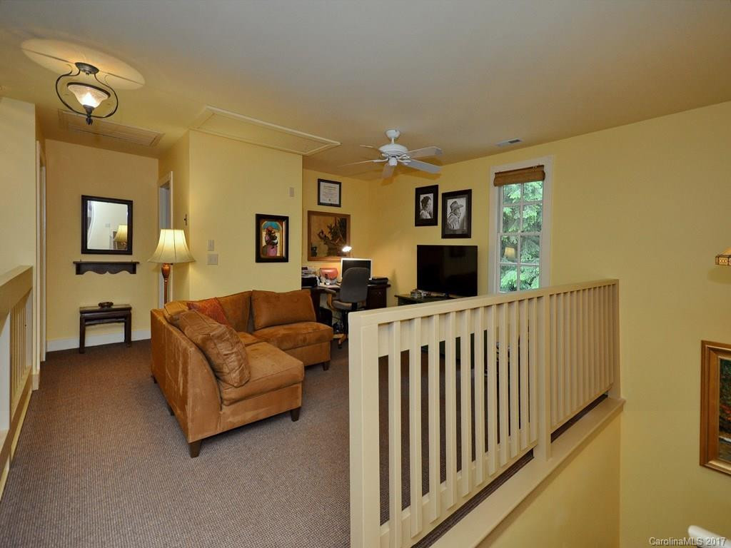 865 Whites Lake Boulevard - Photo 18