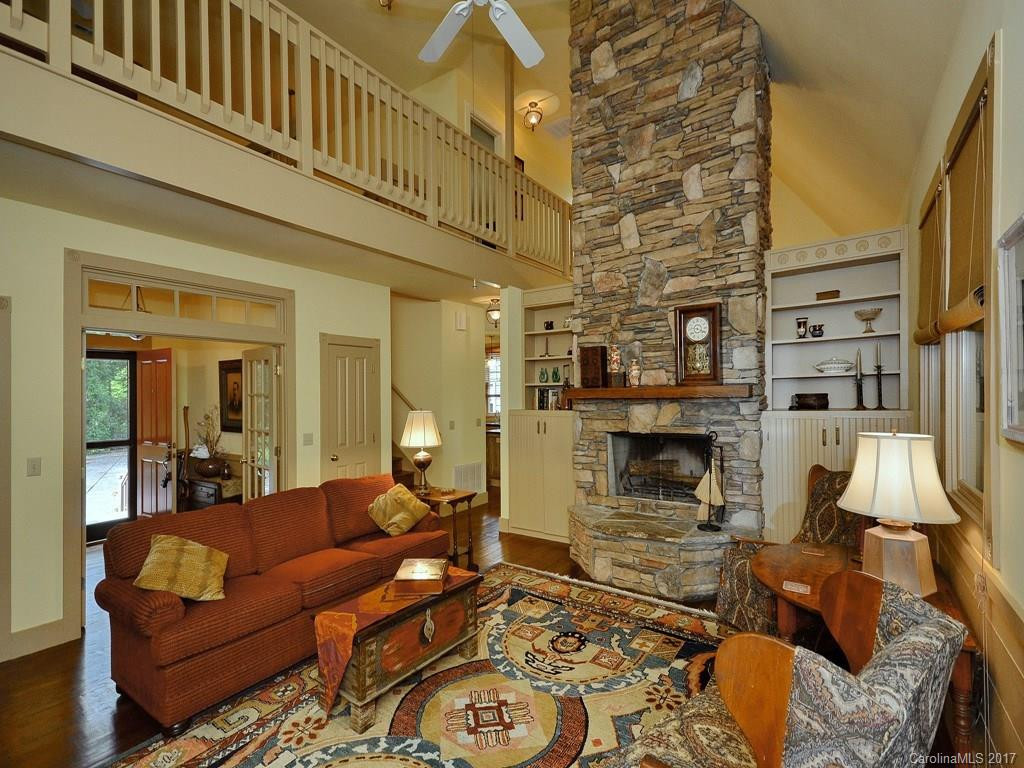 865 Whites Lake Boulevard - Photo 4