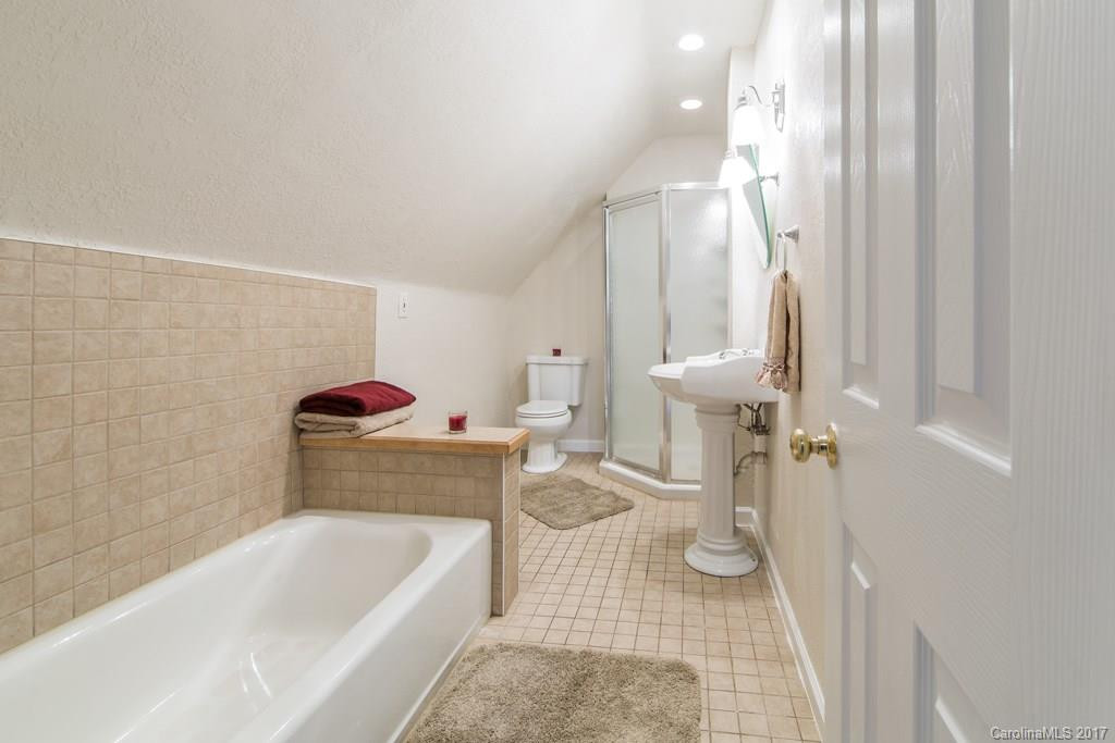 10 Saddlepoint Drive - Photo 14