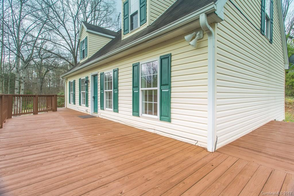 10 Saddlepoint Drive - Photo 3