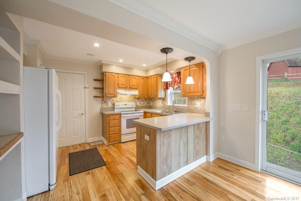 10 Saddlepoint Drive - Photo 4