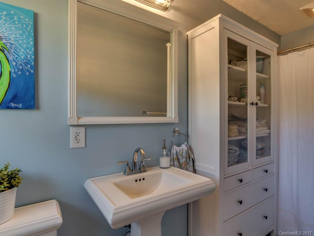 163 Hollifield Drive - Photo 14