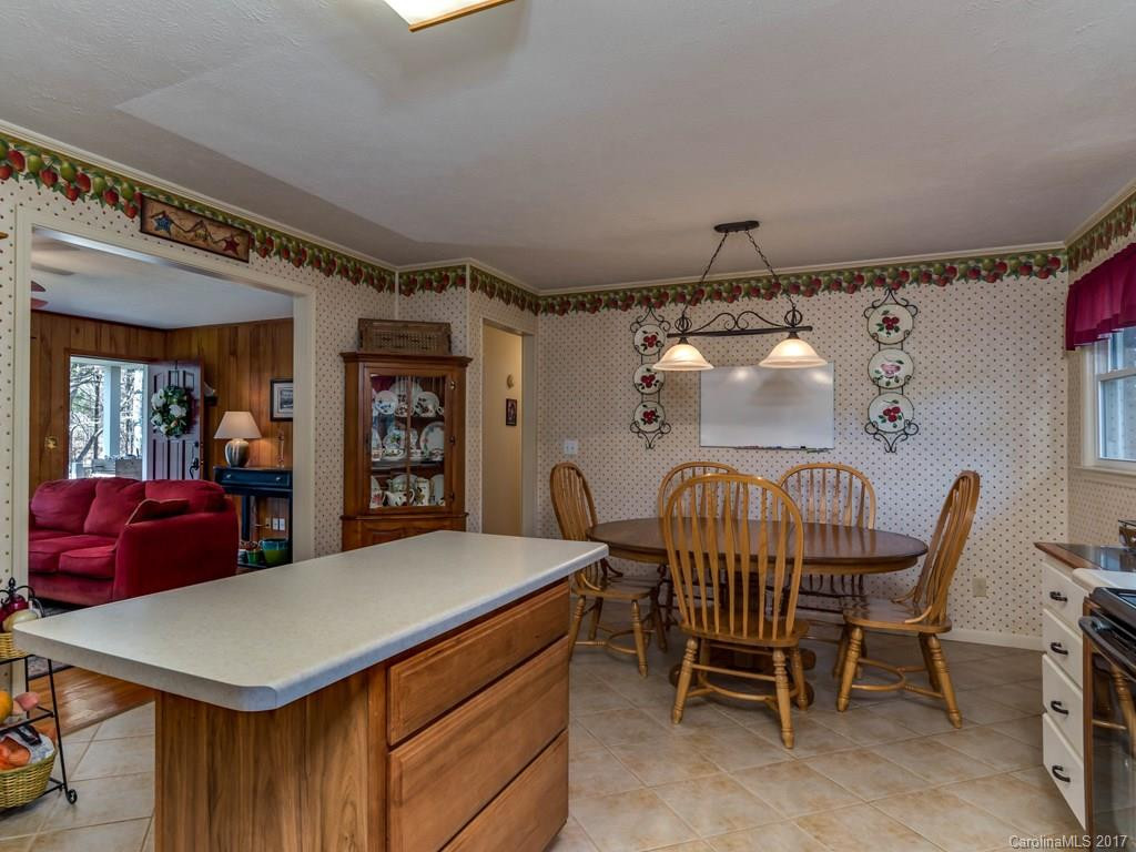 163 Hollifield Drive - Photo 7