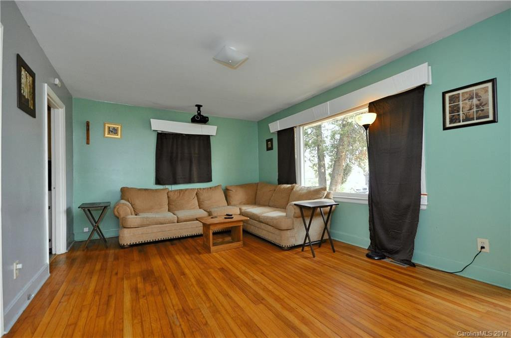6 Crestland Road - Photo 2