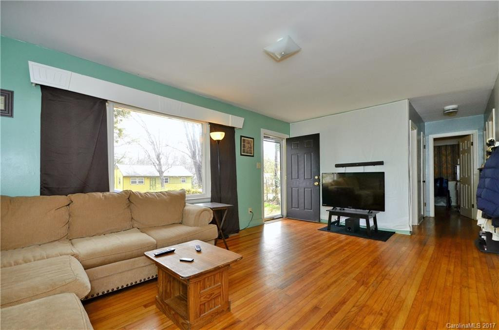 6 Crestland Road - Photo 3
