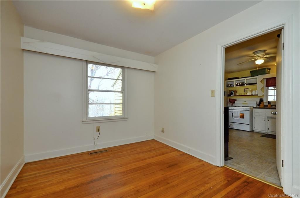 6 Crestland Road - Photo 5