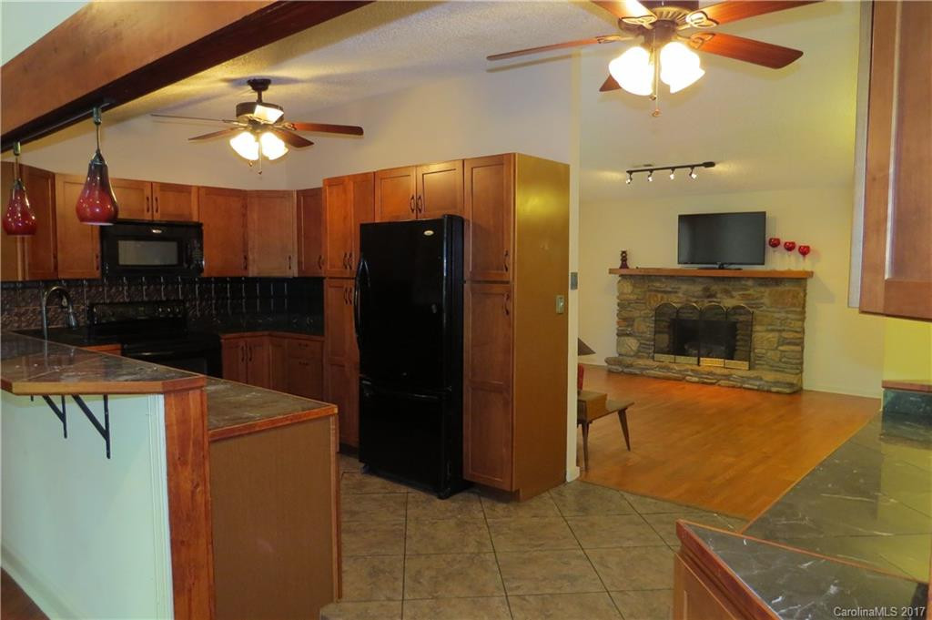 519 Knob Creek Road - Photo 3