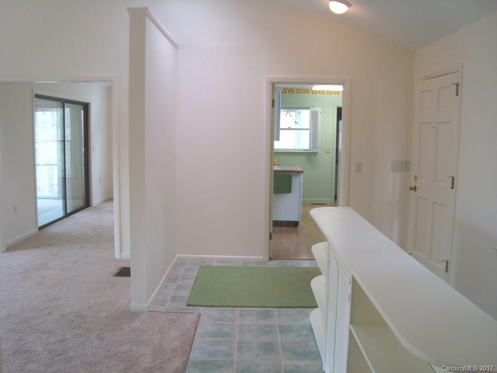 225 Mountain Shadows Lane - Photo 6