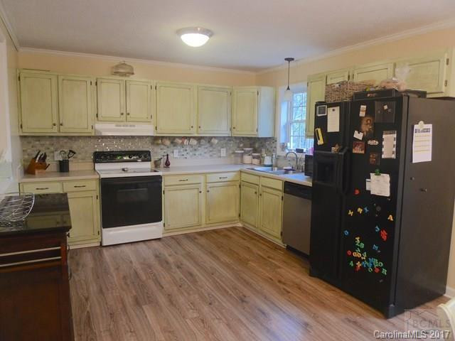 220 Sequoyah Circle - Photo 4