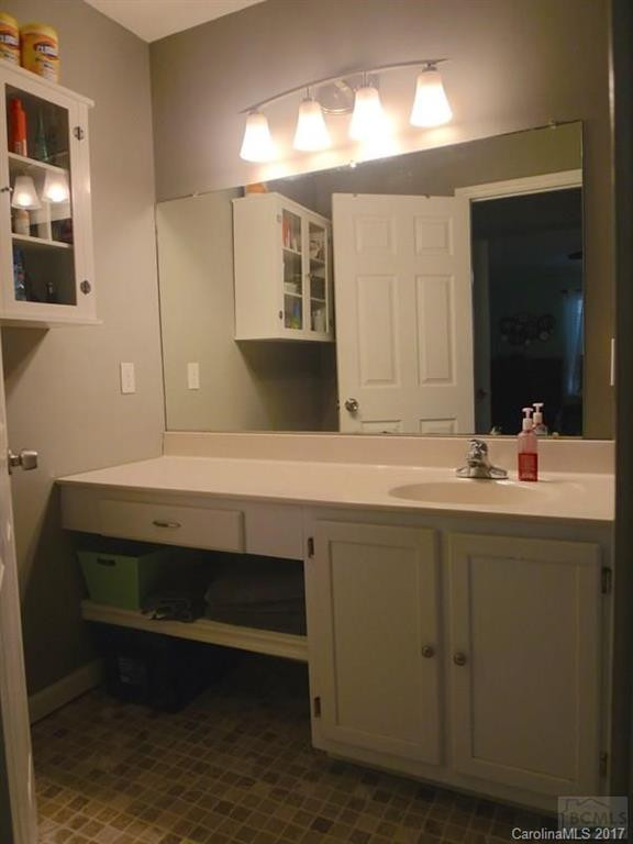 220 Sequoyah Circle - Photo 8