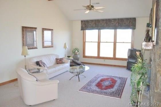 80 Stoney Falls Loop #302 - Photo 2