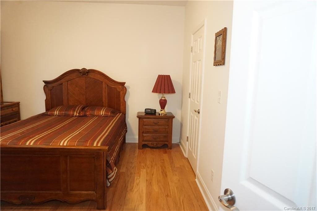 153 Lakewood Drive - Photo 13