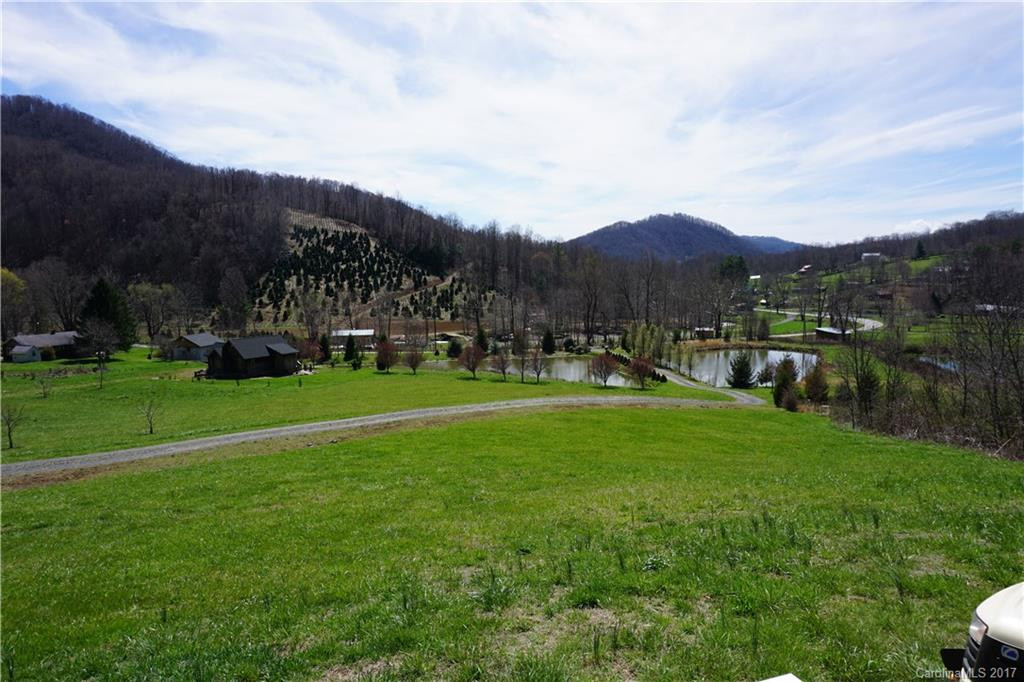 153 Lakewood Drive - Photo 18