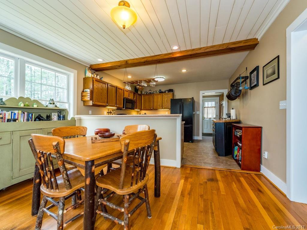 1000 Green River Road - Photo 9