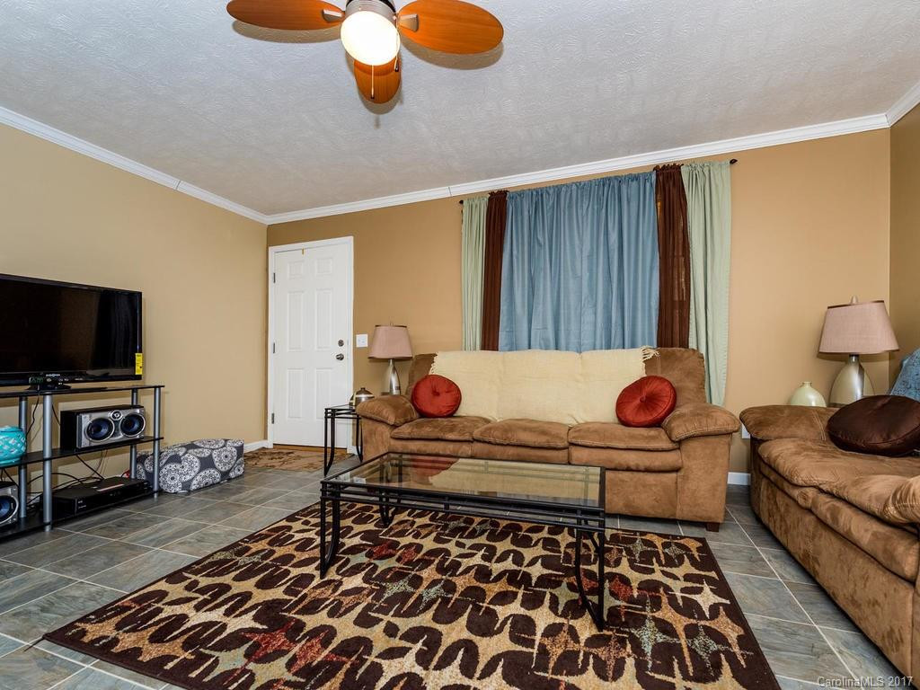 722 Halsbury Avenue #26-28 - Photo 4