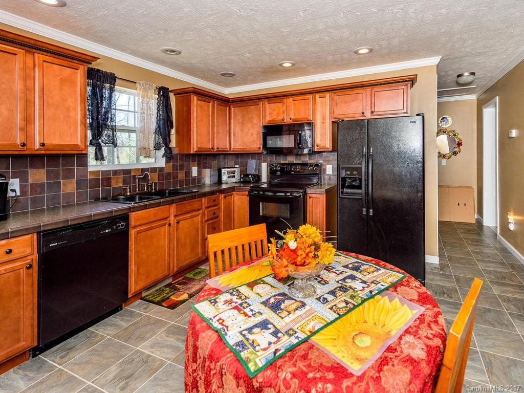 722 Halsbury Avenue #26-28 - Photo 8