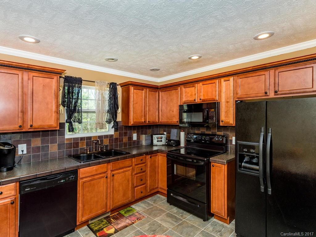 722 Halsbury Avenue #26-28 - Photo 9