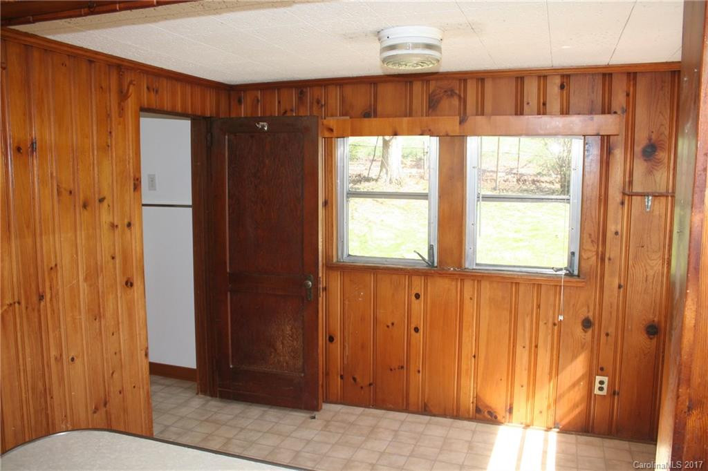 560 Alexander Road - Photo 17