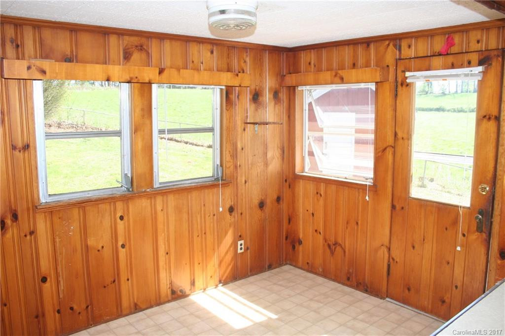 560 Alexander Road - Photo 18