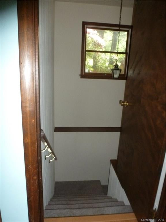  - Photo 11