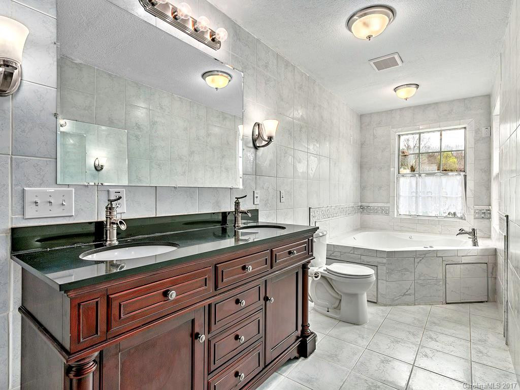 511 Saddleback Court - Photo 13