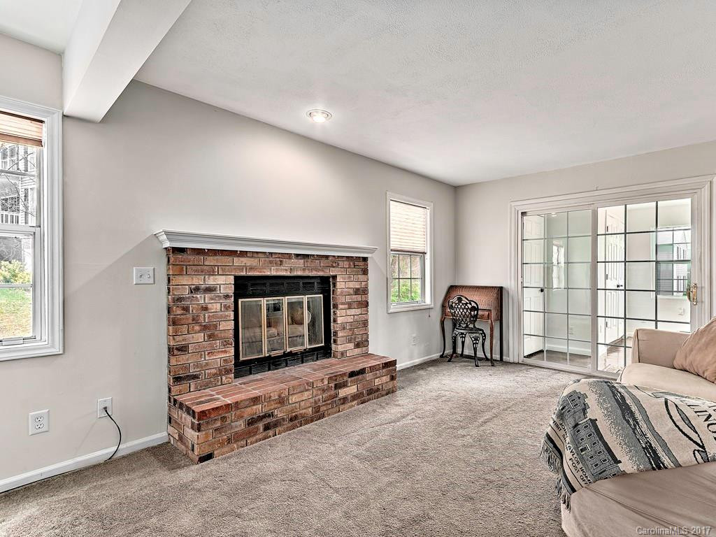511 Saddleback Court - Photo 3