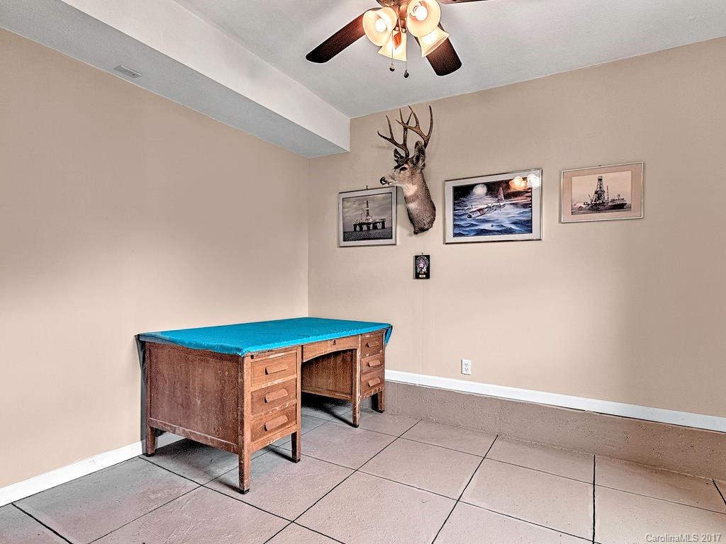 511 Saddleback Court - Photo 21