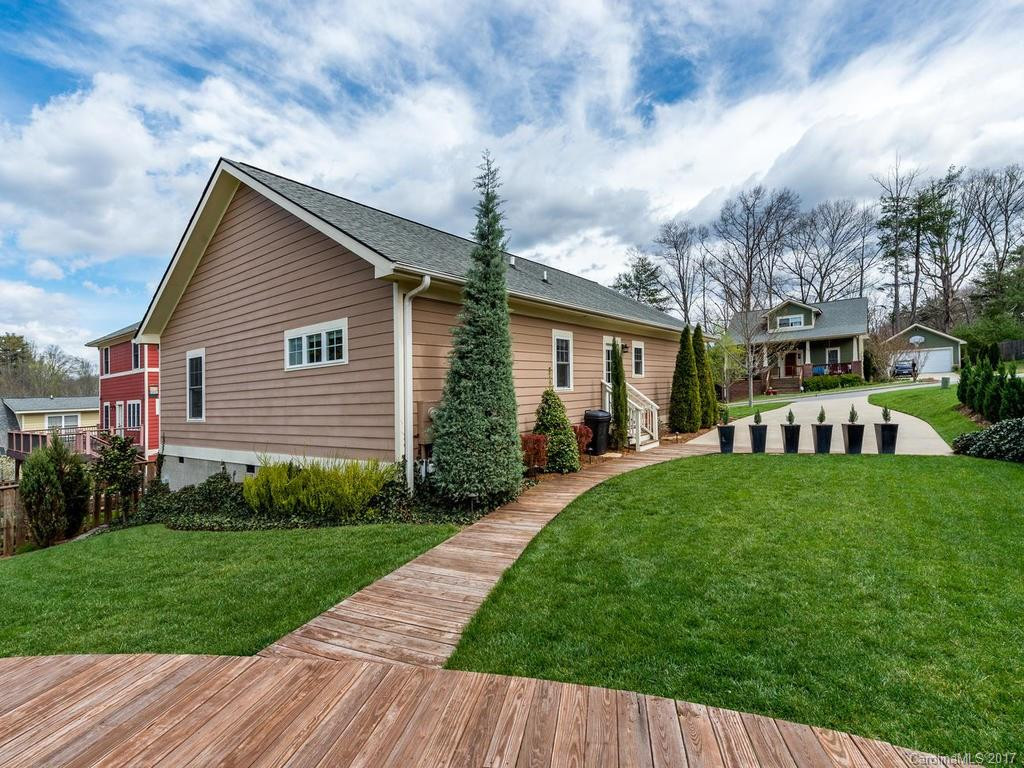 153 Estelle Park Drive - Photo 4