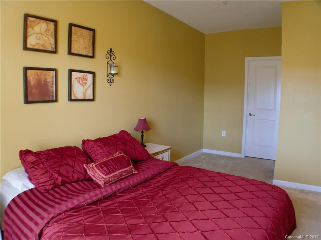 633 Appeldoorn Circle #633 - Photo 11