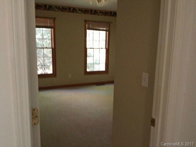 12 Country Club Road - Photo 19