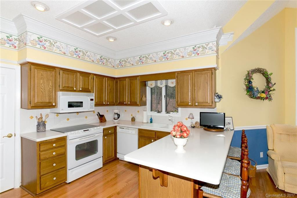 117 Continental Drive - Photo 11