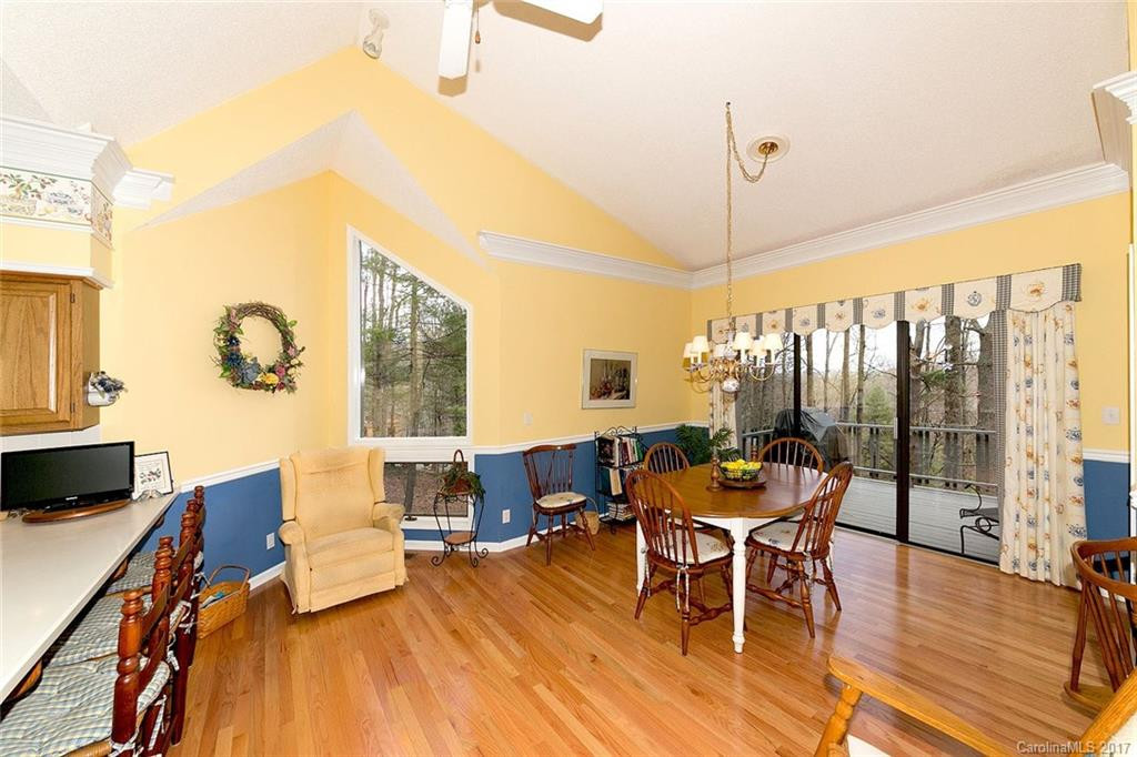 117 Continental Drive - Photo 13