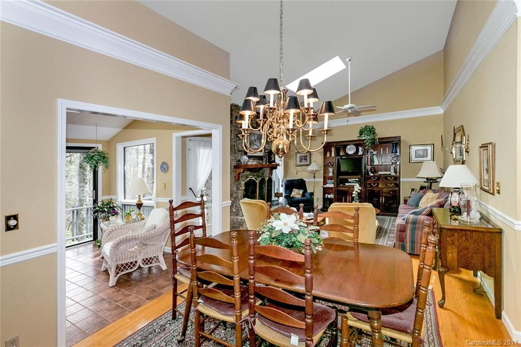 117 Continental Drive - Photo 6