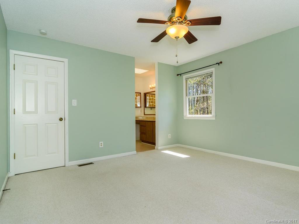 8 Forest Edge Drive #2B - Photo 11