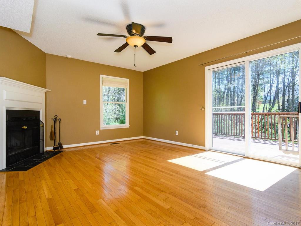 8 Forest Edge Drive #2B - Photo 4