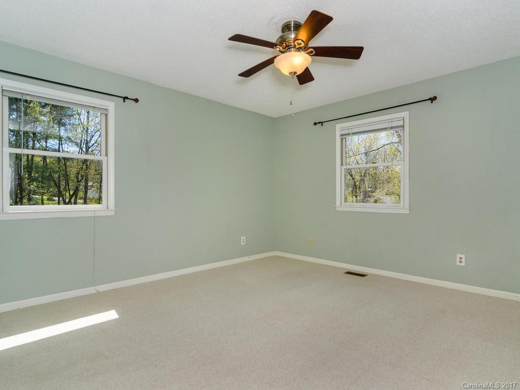 8 Forest Edge Drive #2B - Photo 10