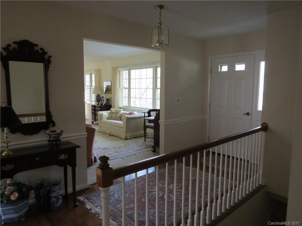 181 Haywood Knolls Drive - Photo 2