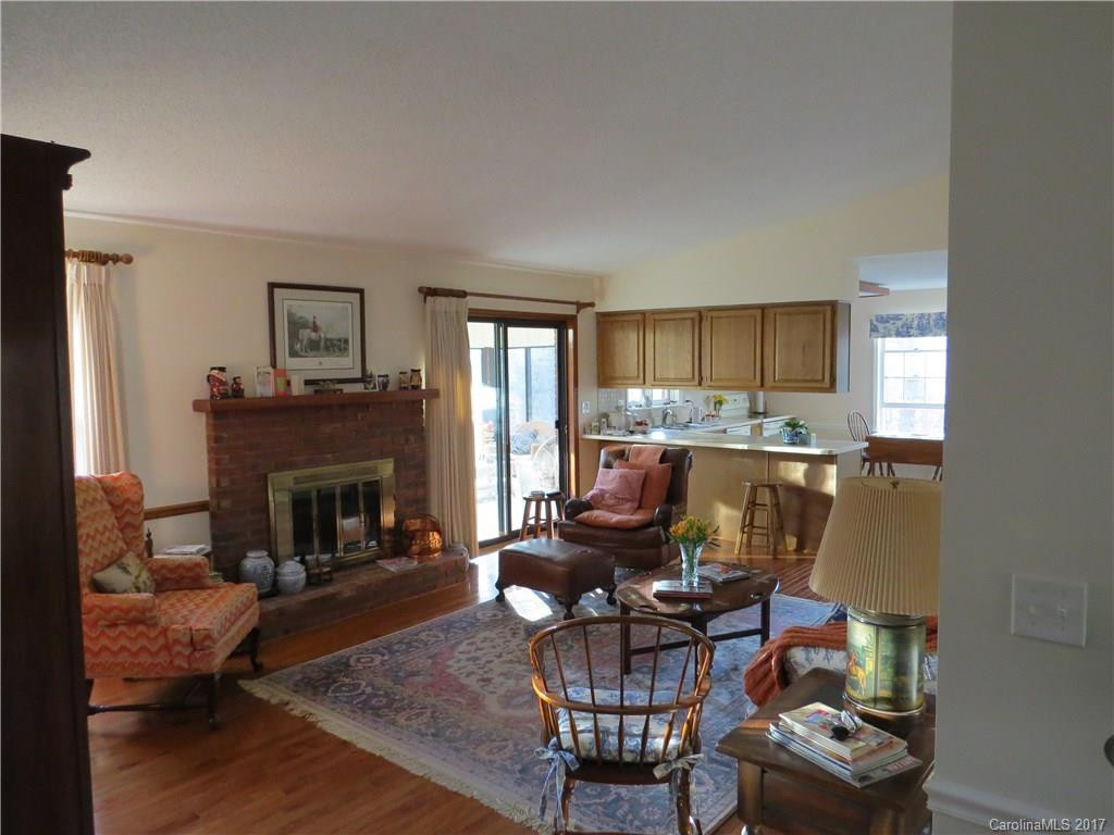 181 Haywood Knolls Drive - Photo 8