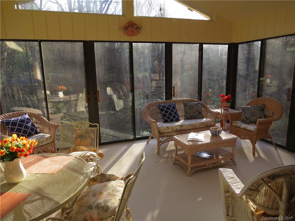 181 Haywood Knolls Drive - Photo 9