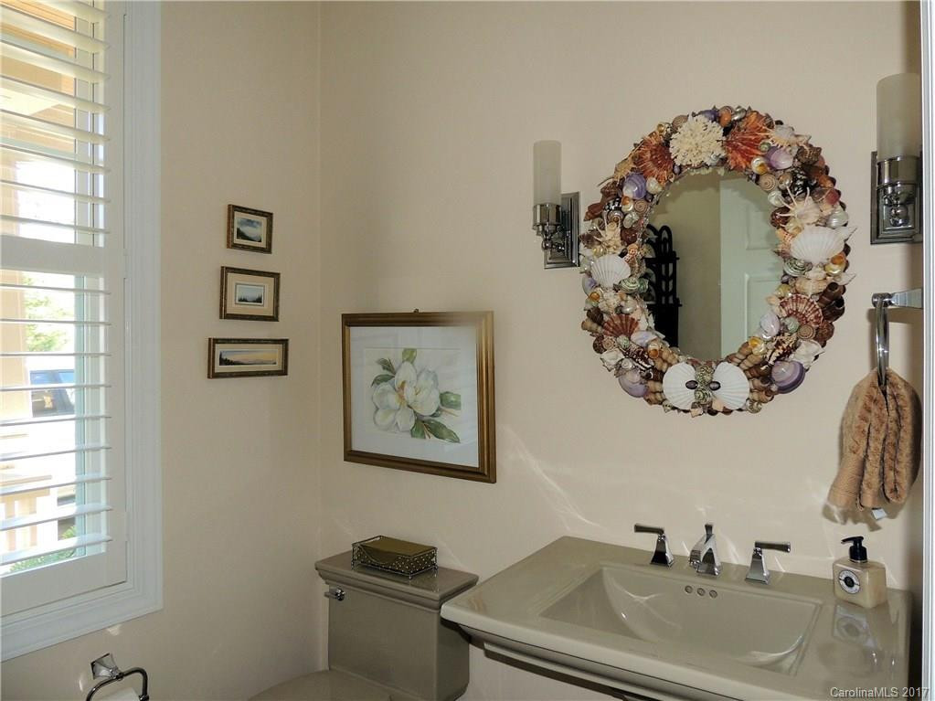 70 Shadowleaf Drive #20 - Photo 12