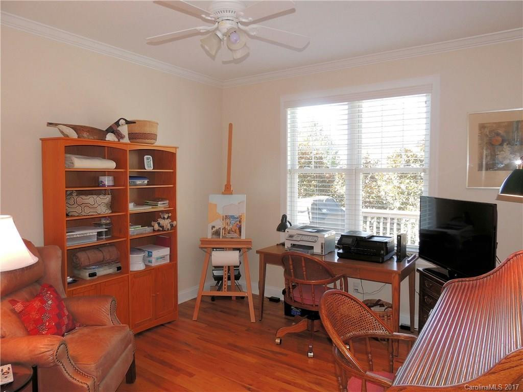 70 Shadowleaf Drive #20 - Photo 15
