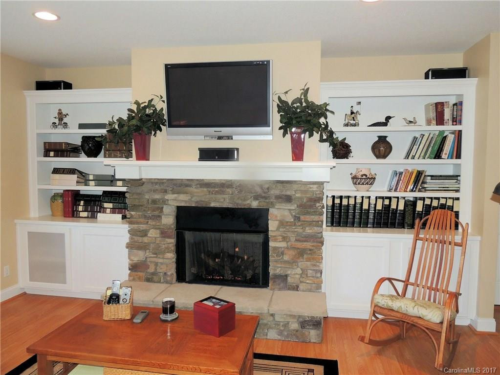 70 Shadowleaf Drive #20 - Photo 19