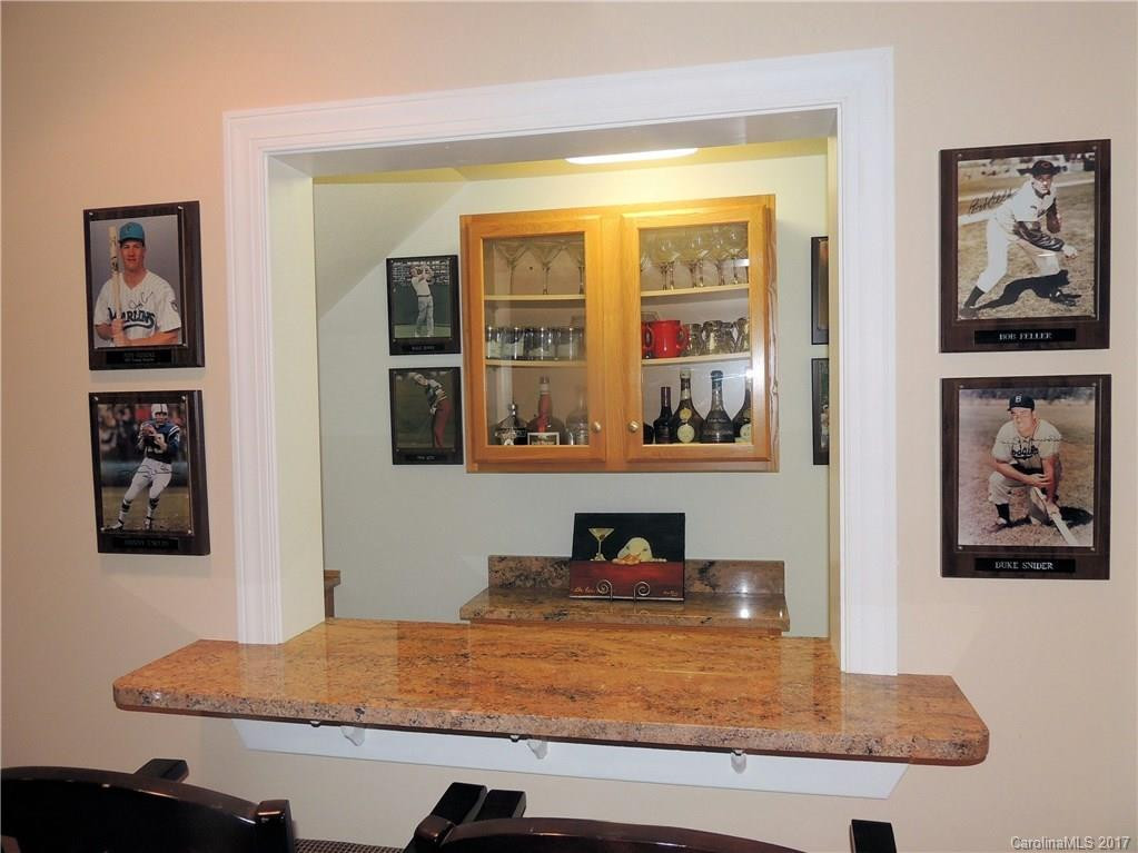 70 Shadowleaf Drive #20 - Photo 22